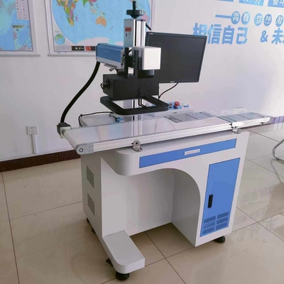 Macchina di marcatura automatica a laser da 20 Watt per la marcatura di piccole parti
