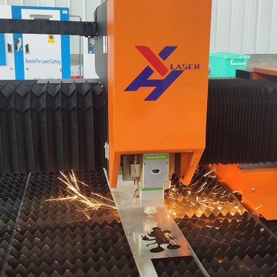 Tagliatore laser a fibra CNC 3000*1500mm 3000W 6000W 12000W Max Raycus per lamiere metalliche